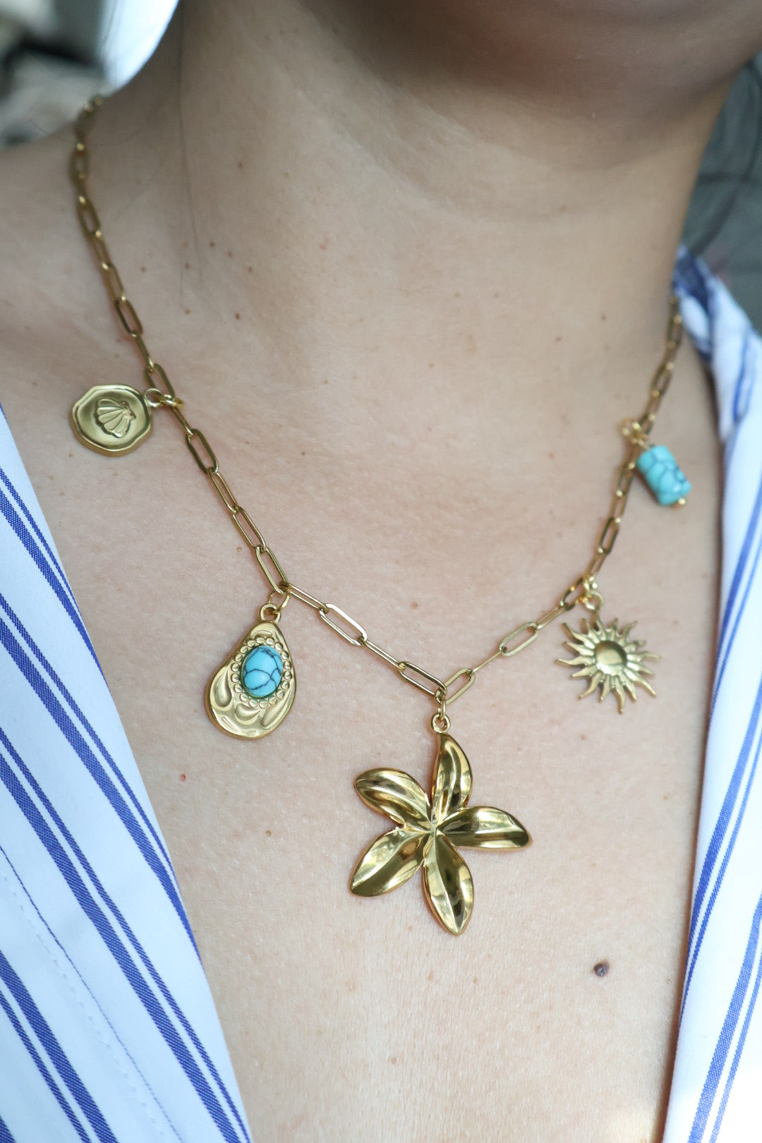 Collar Charms Isla Sagrada