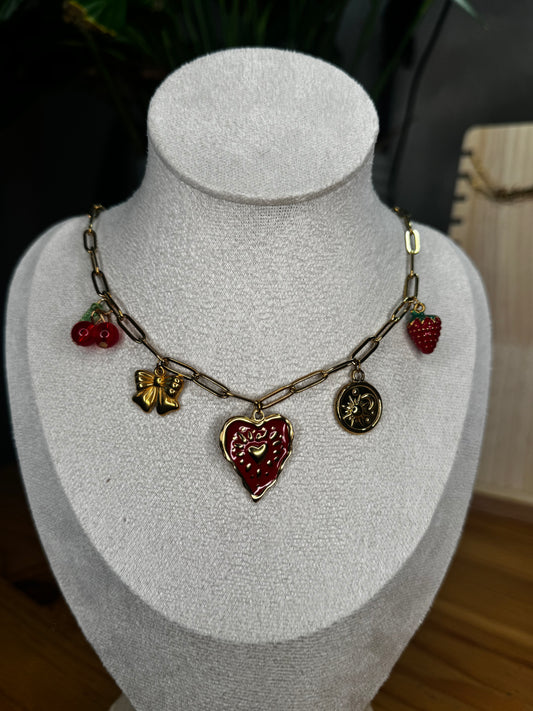 Collar Charms Roji Dorado