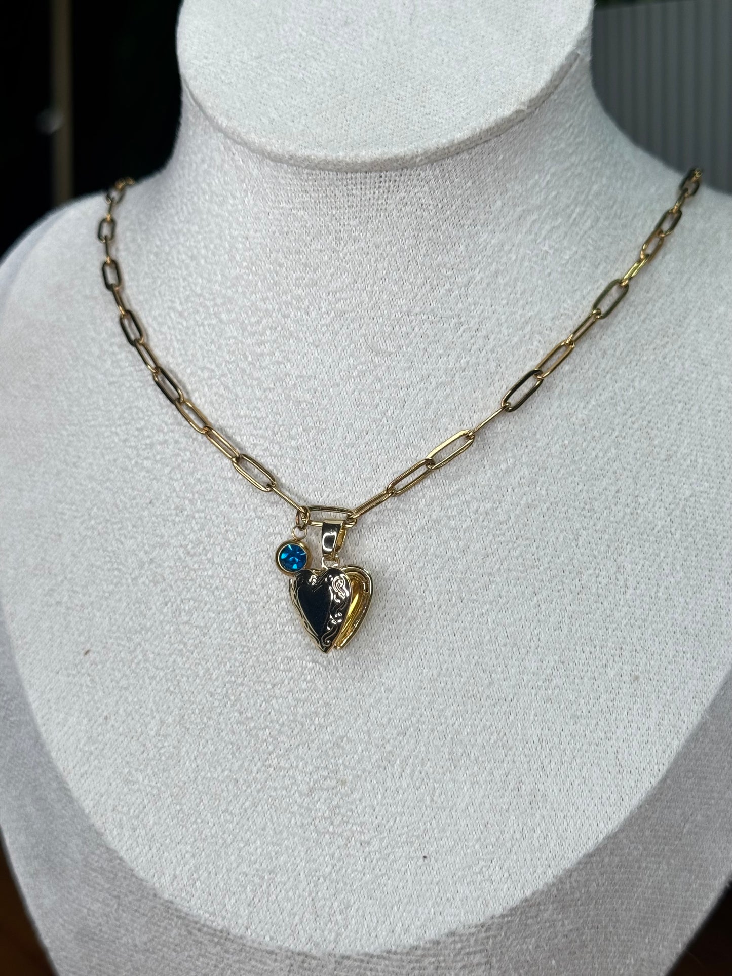 Collar con Dije Corazón