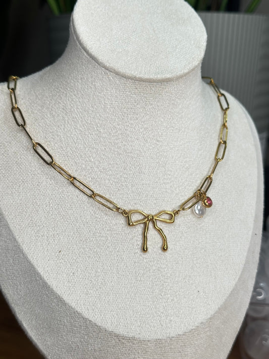 Collar con Dije Lazo Simple