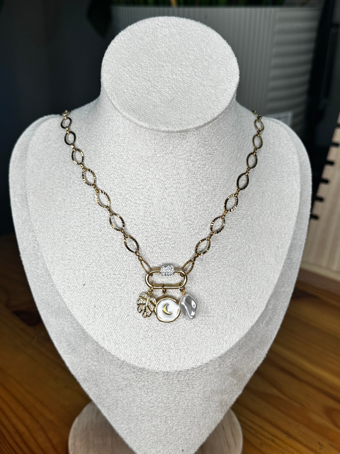 Collar Charms Y Hebilla Semi Casual