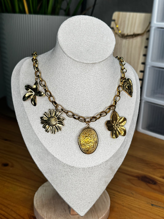 Collar Charms Maxi Flores