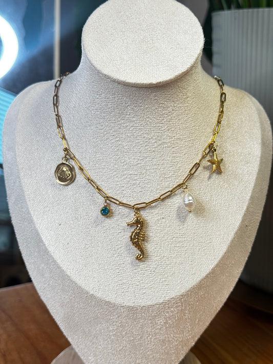 Collar con Charms Arenita Playita