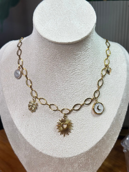 Collar con Charms Gold and pearl