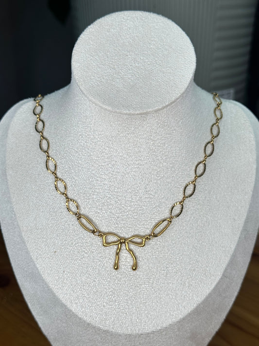 Collar Lazo delicado