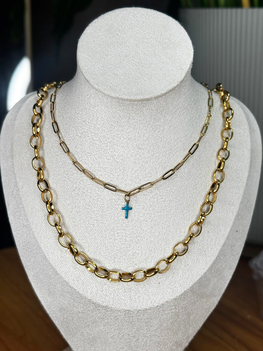 Collar con Doble Cruz