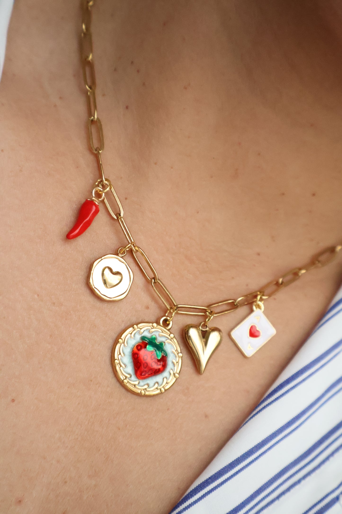 Collar Charms Secreticos