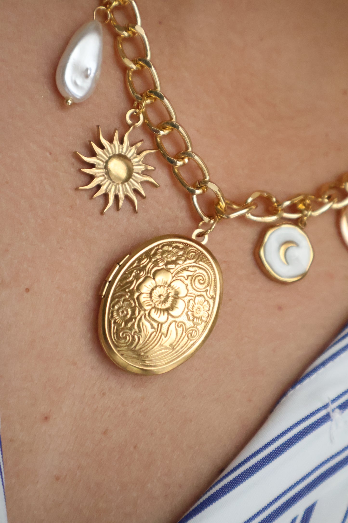 Collar Charms Encanto